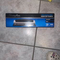 Page Hole puncher Brand new 