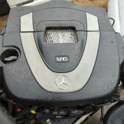 Mercedes-Benz ML350 Engine And  Transfer Case