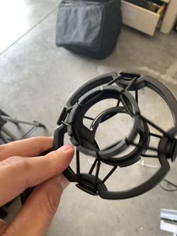 Microphone shockmount