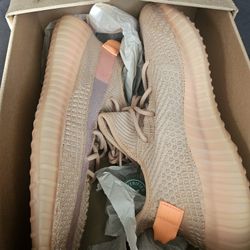 Yeezy 350 Clay 