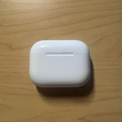 AirPods Pro 3 charging case (NEW)