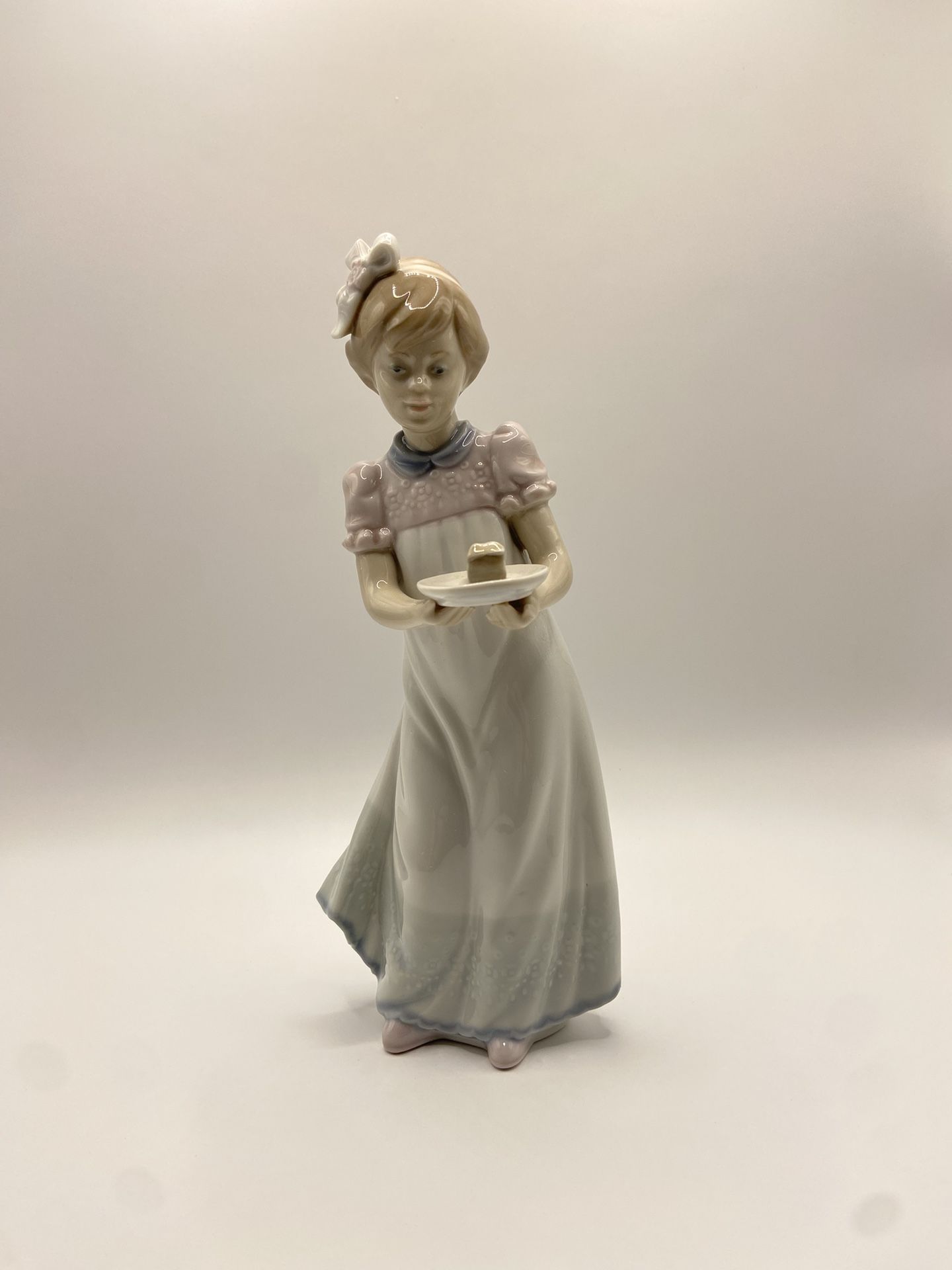 LLADRO Happy Birthday Figurine #5429