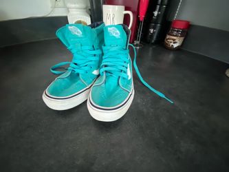 Vans shoes sz 5