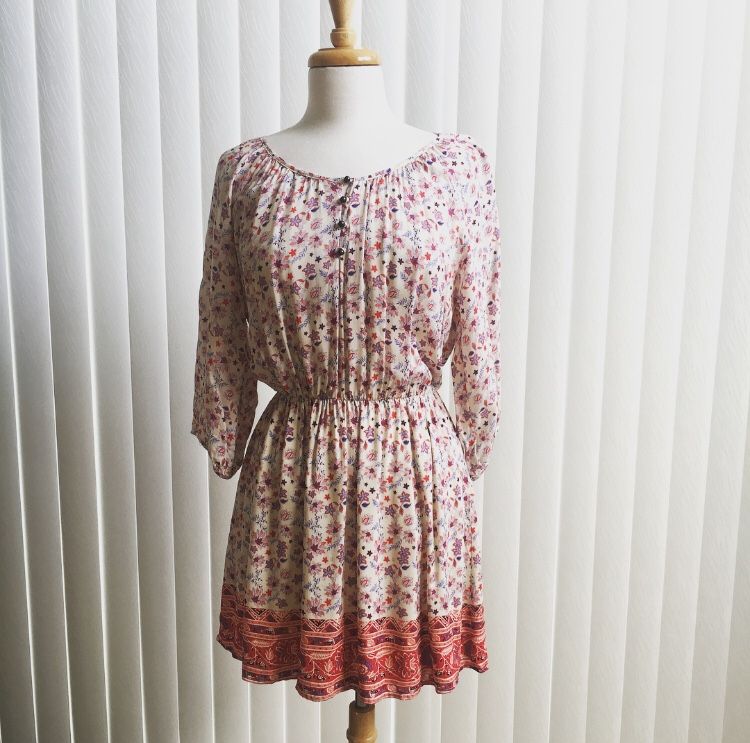 Forever 21 Size M Floral Dress 3/4 Sleeve