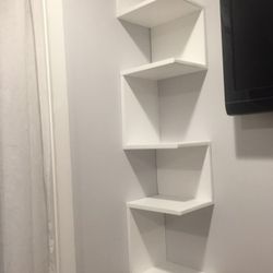 White Zig Zag Shelf