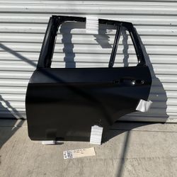 2012 2015 BMW X1 E84 LEFT SIDE REAR DOOR OEM