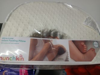 Brand new breastfeeding pillow