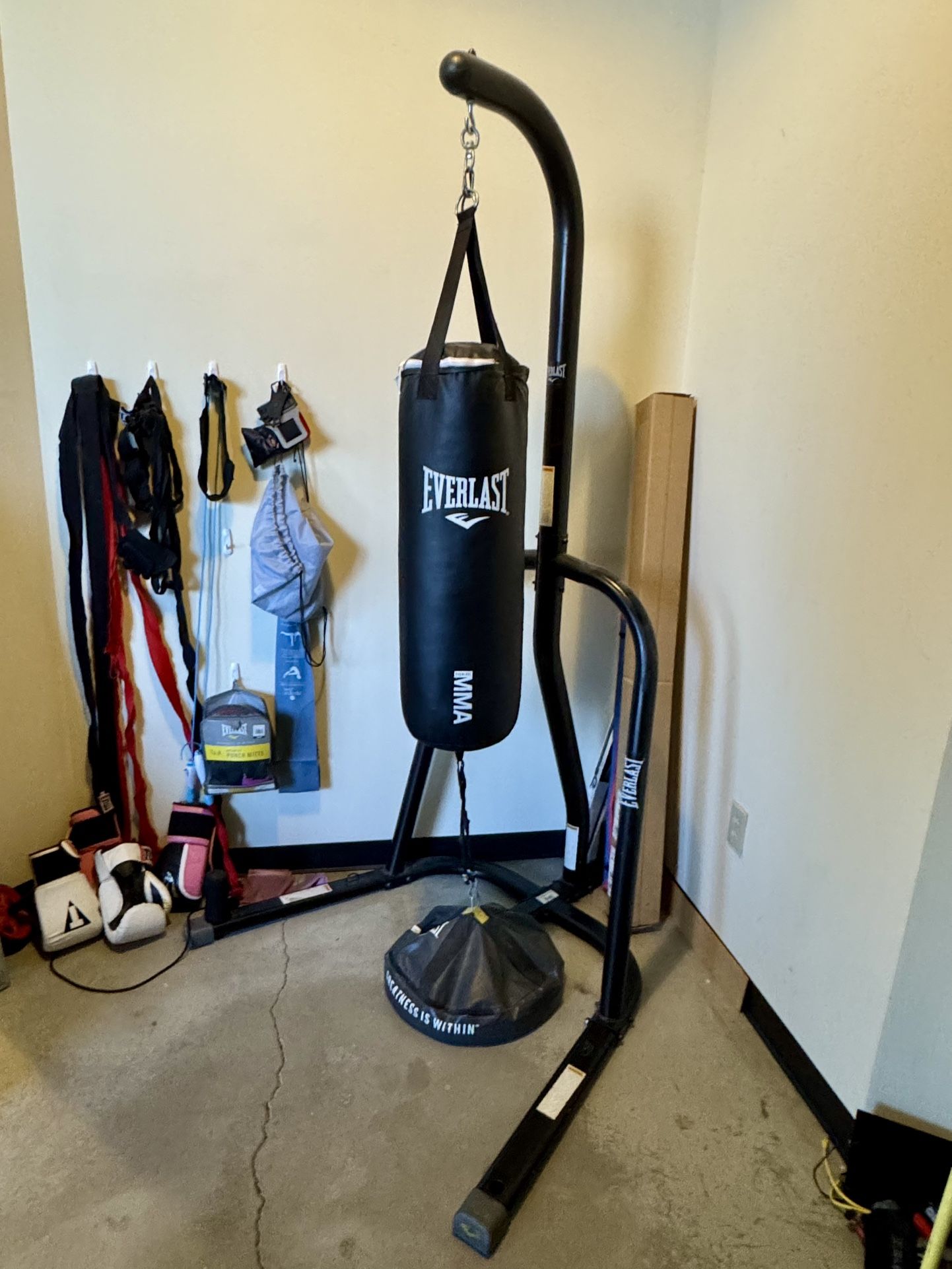 Everlast MMA Punching Bag & Stand 