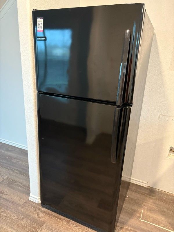 Frigidare Kitchen Combo(Black)