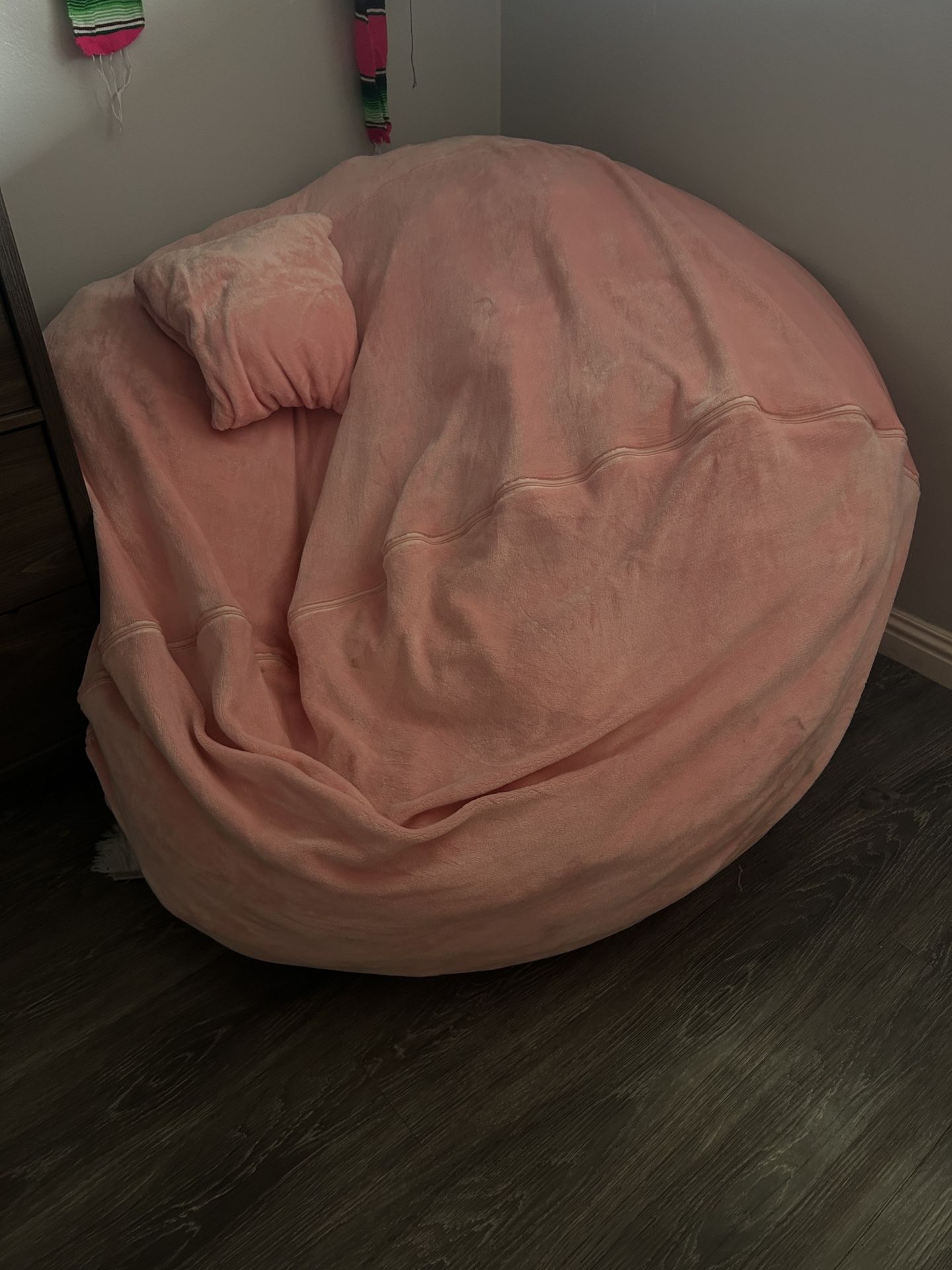Pink 5ft bean bag