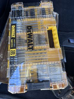 Dewalt Black And Gold Bit Kit 120 Pcs 