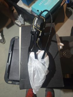 11 black