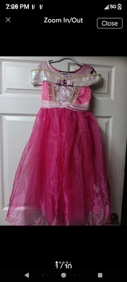 Kawell Princess dress 9/10 Y  NWT
