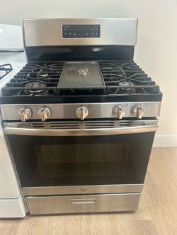 GE Gas Stove