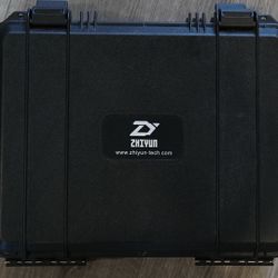 Zhiyun crane V2 With Compatible Quick Release Plate