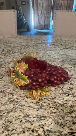 Wine bottle holder