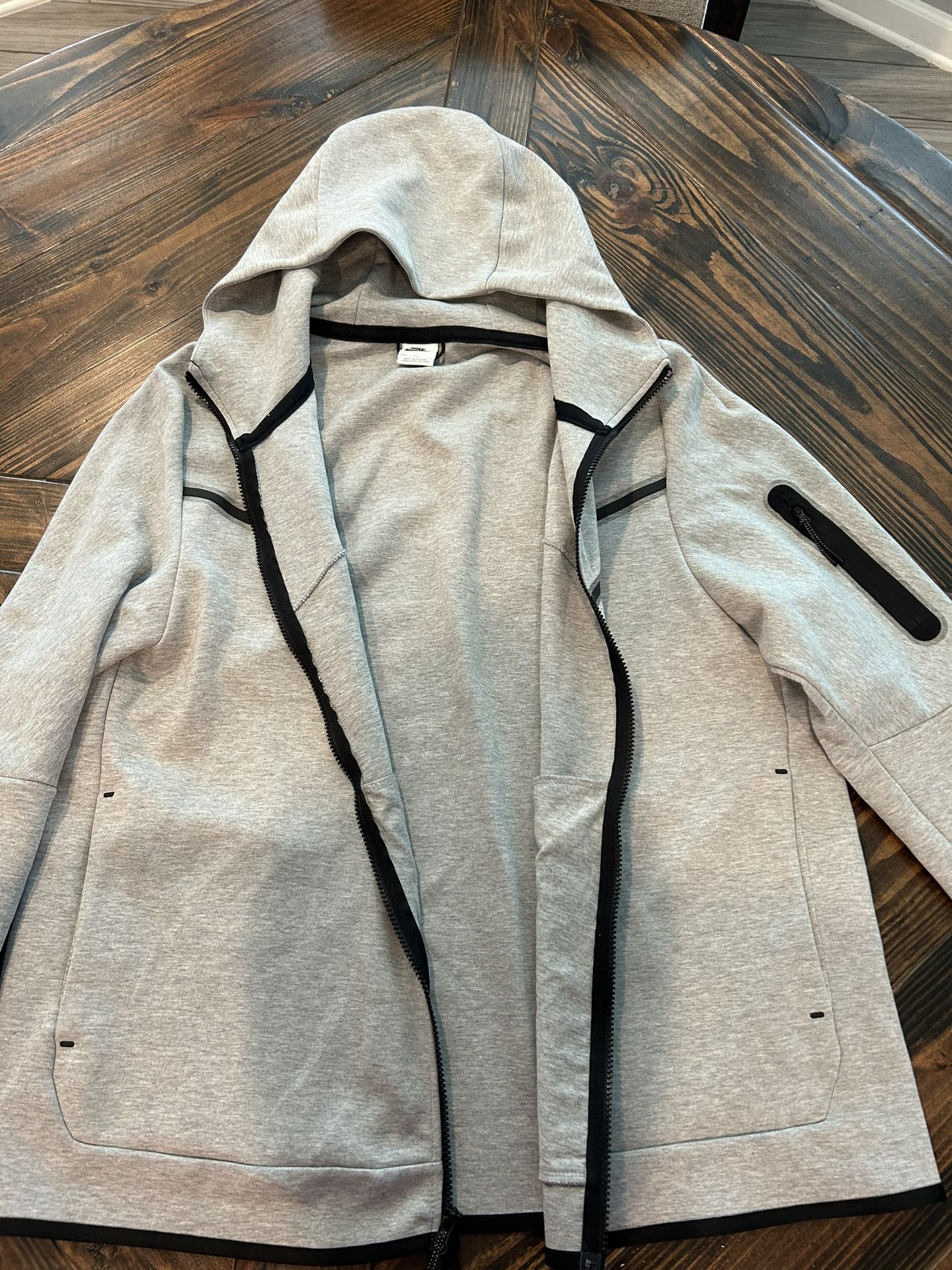 Nike Fleece Tech
