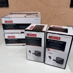 Set of 4 Delta Portwood Bathroom Hardware Accessories - Venetian Bronze - Brand New in Box