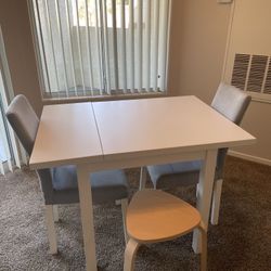 Dining Table With 2 Chairs And 2 Stools