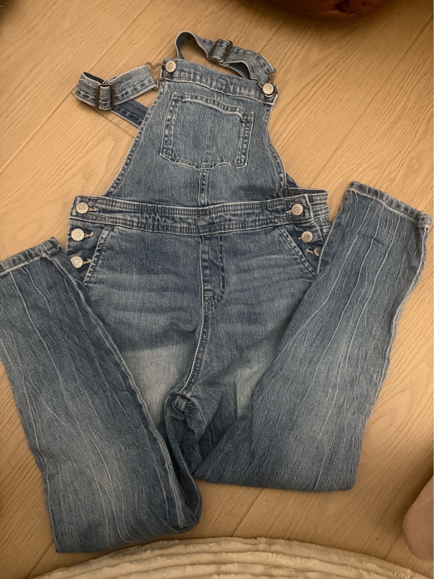 Girl clothes 8/10