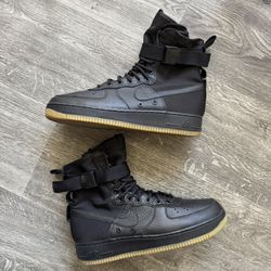 Nike SF Air Force 1 'Black Gum' (size 10.5)