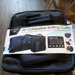 32" Collapsible Rolling Duffle