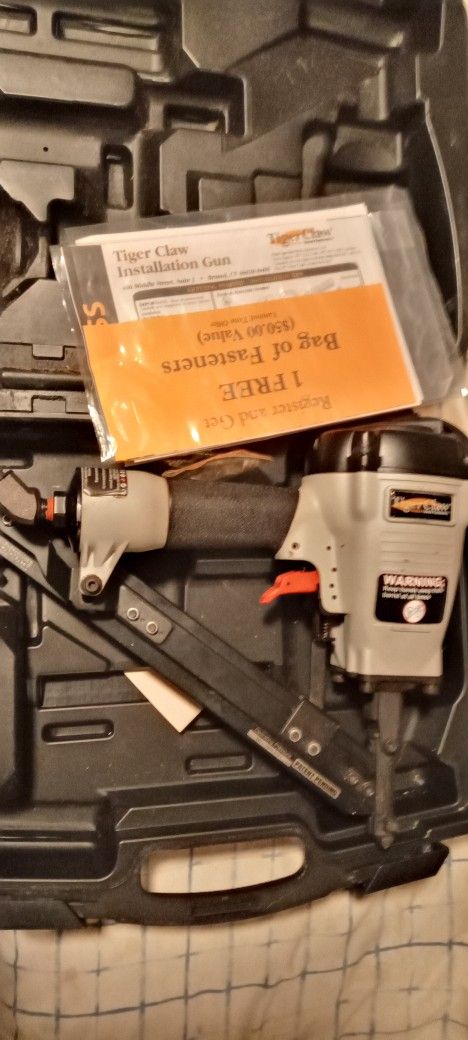 Tiger Claw Hidden Deck Fastener Gun