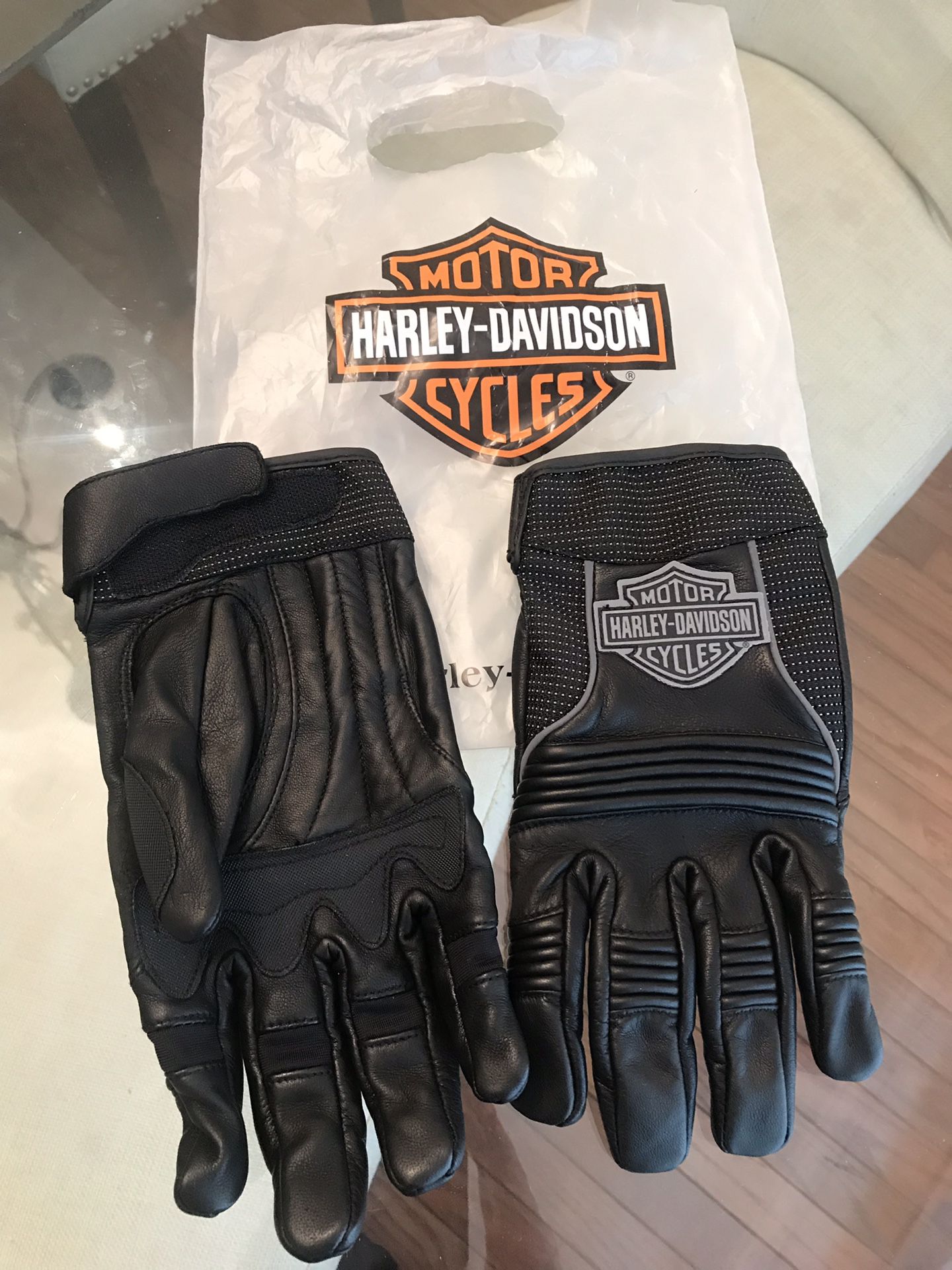 Brand New Harley Davidson Leather Gloves - Men’s Large