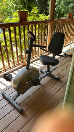 Recumbent exercise bike