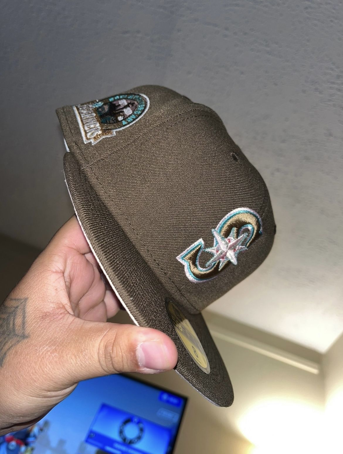 MLB Fitted Size 8
