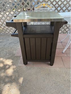 Grill side table