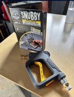 Brand new Snubby pressure washer gun Chemical Guys