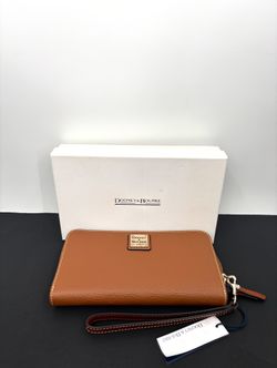 Dooney & Bourke Wallet 