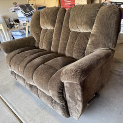 Lazy Boy love seat , dual recliner.