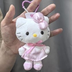 Hello Kitty, plush keychain