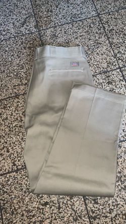 Diickies pants size 38x30 beige like new