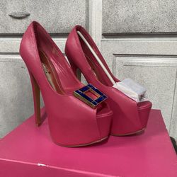 pink heels 