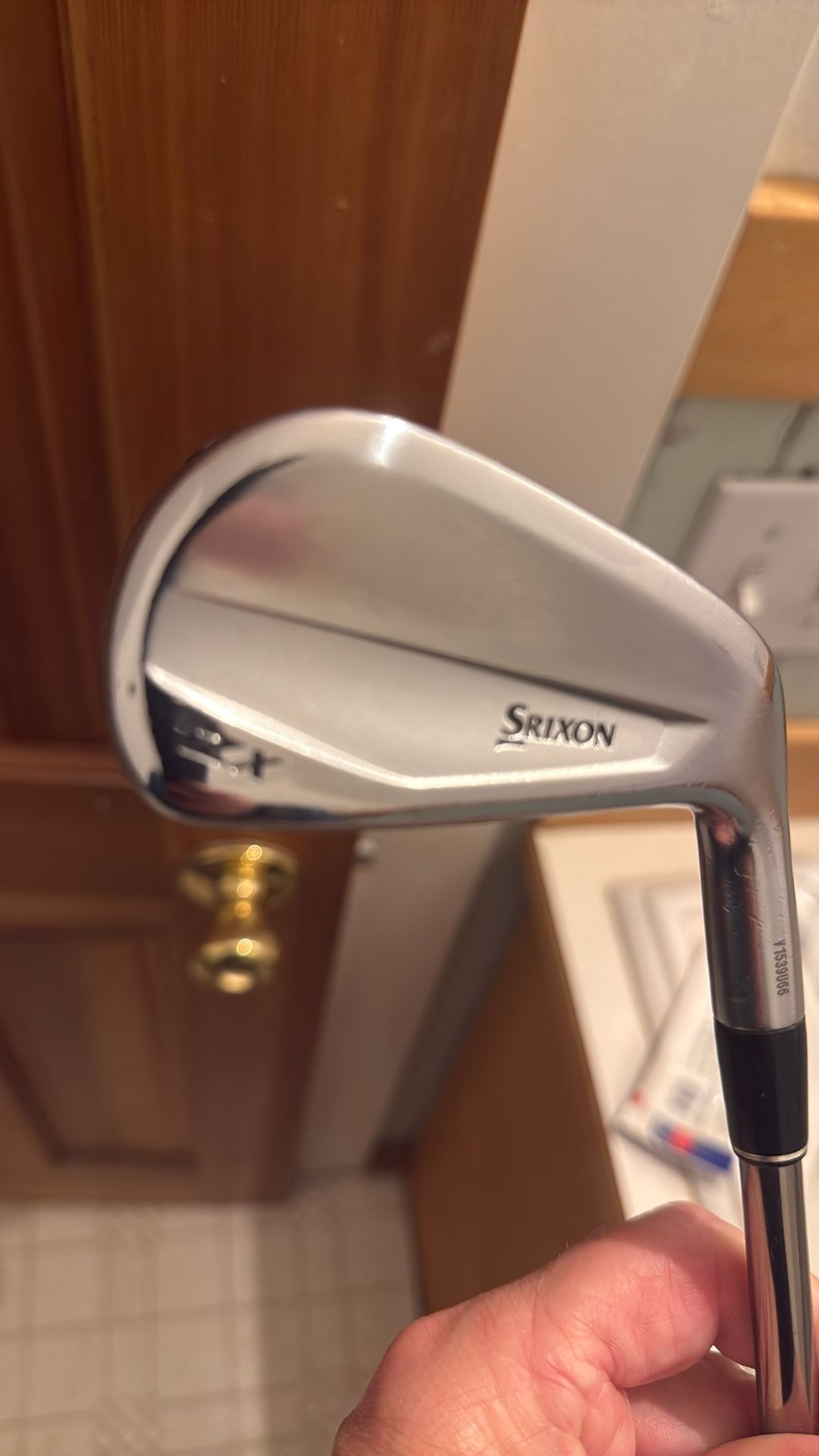 Srixon ZX 19 Degrees Driving Iron. Golf Clubs