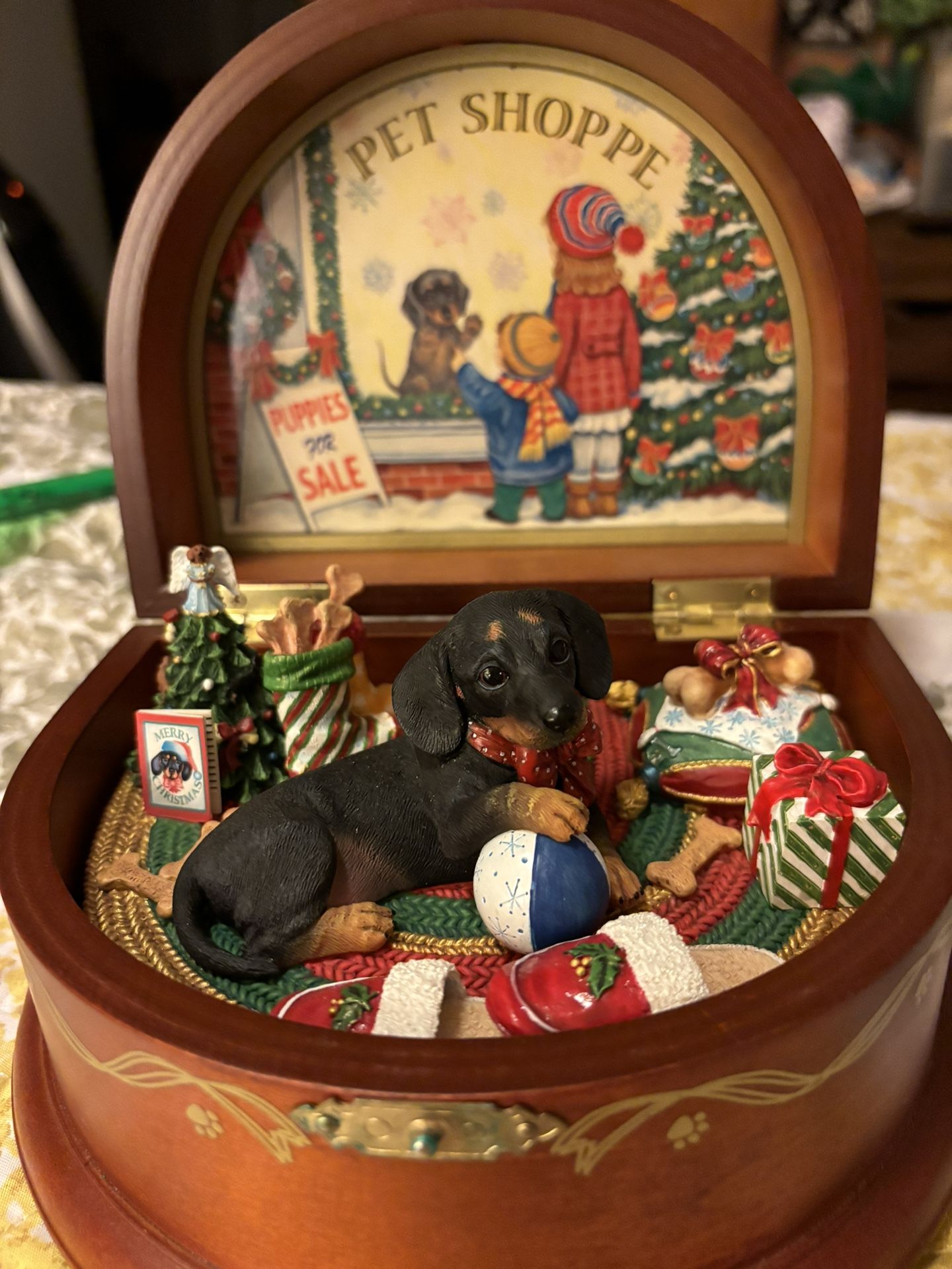 Vintage Danbury Mint “ Doxie In the window “ Music Box for Sale in