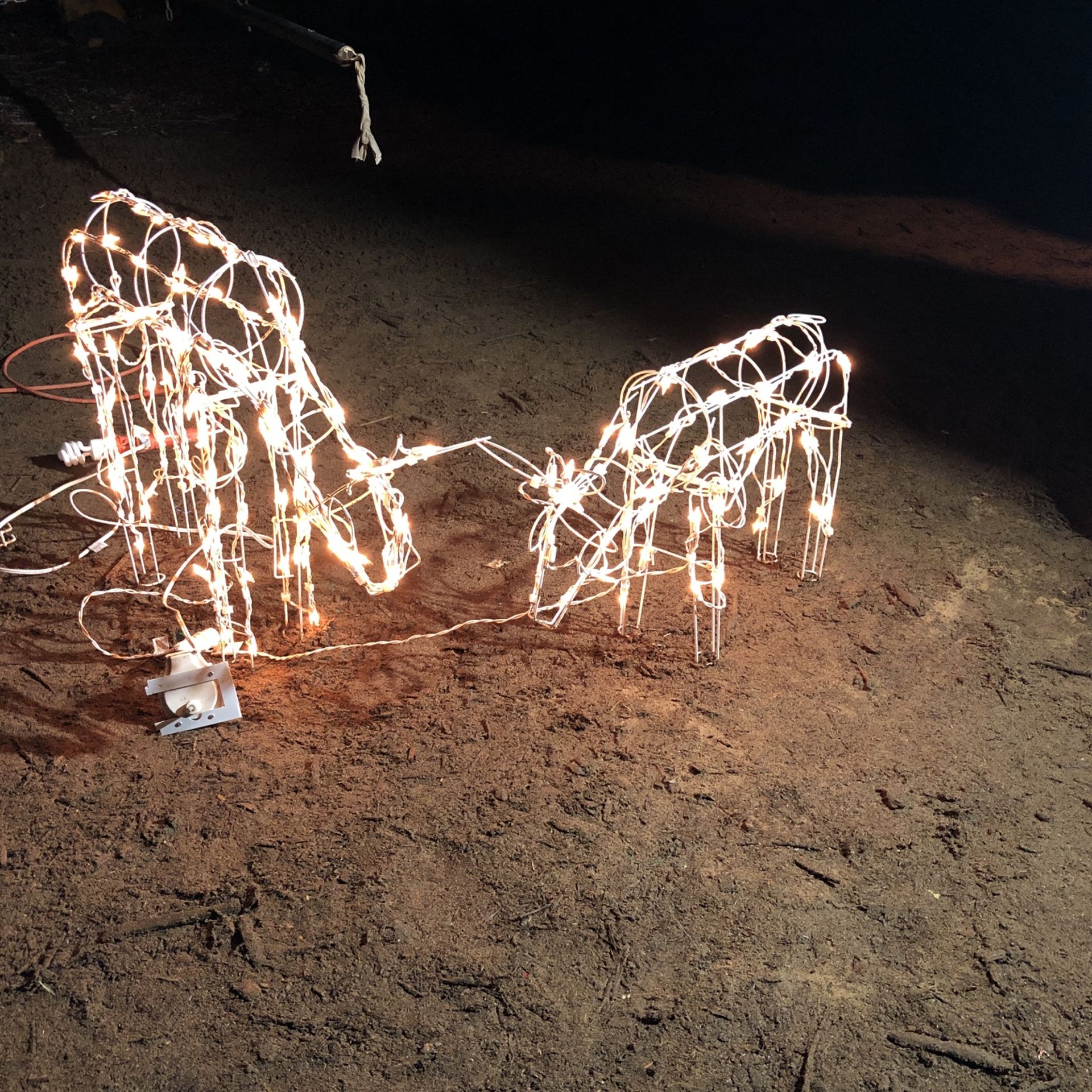 light up reindeer lawn art
