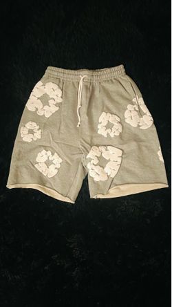 Grey denim tear shorts