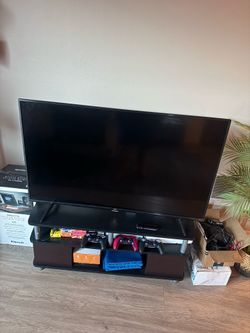 TCL 50 INCH TV