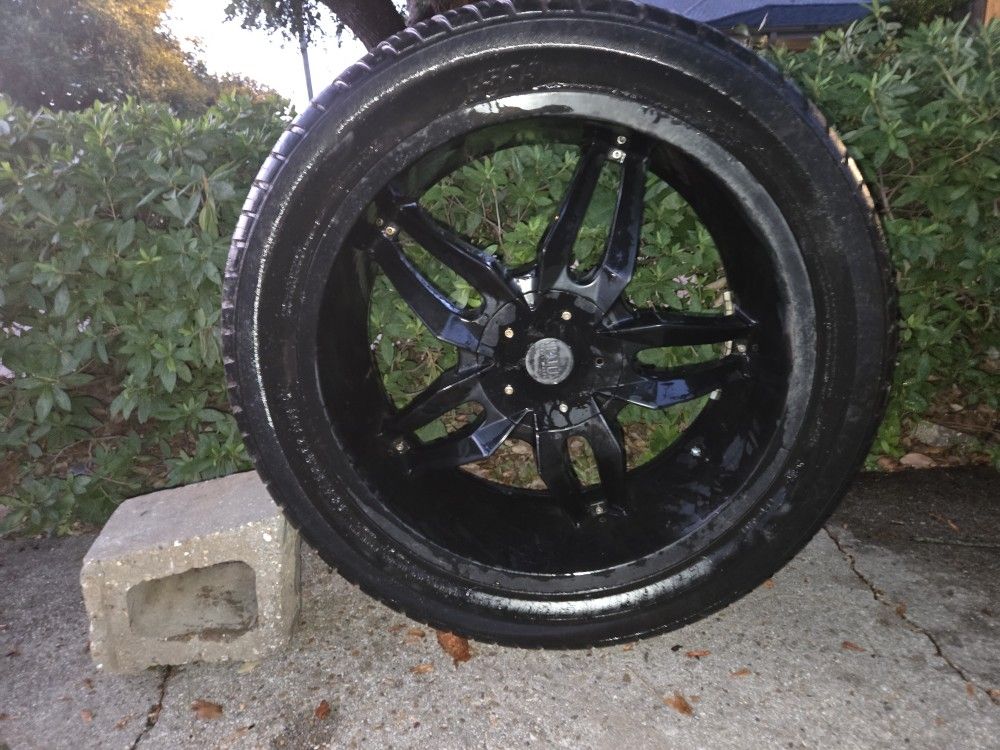 Set Of 4 Used Rins And Tires