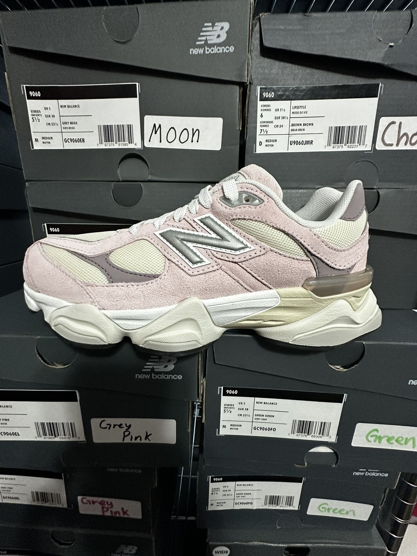New Balance 9060 “White Pink”