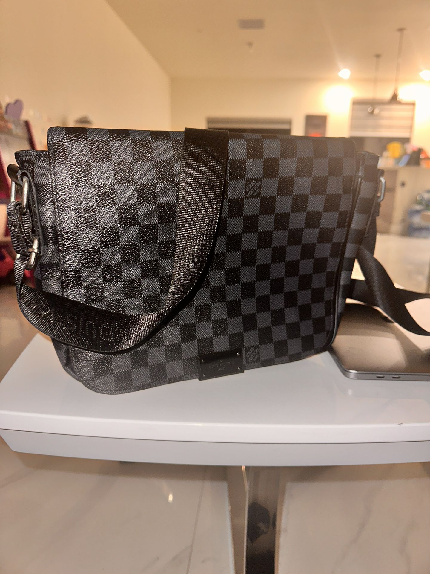 Louis Vuitton Bag With A Strap for Sale in Medley, FL - OfferUp