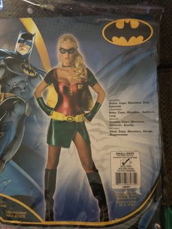 Costume