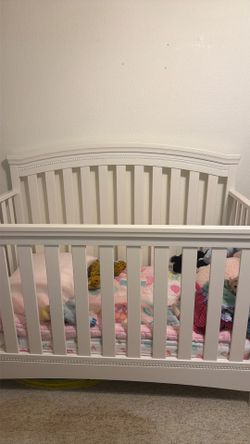 White crib- FREE!