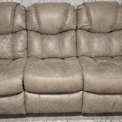 Couch &  Love Seat Set