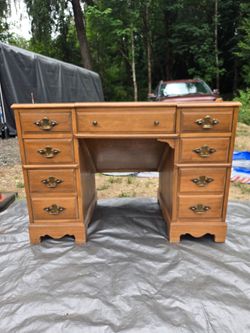 Sewing desk