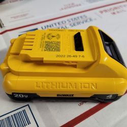 New 20V Dewalt Slim 4AH Battery DCB240